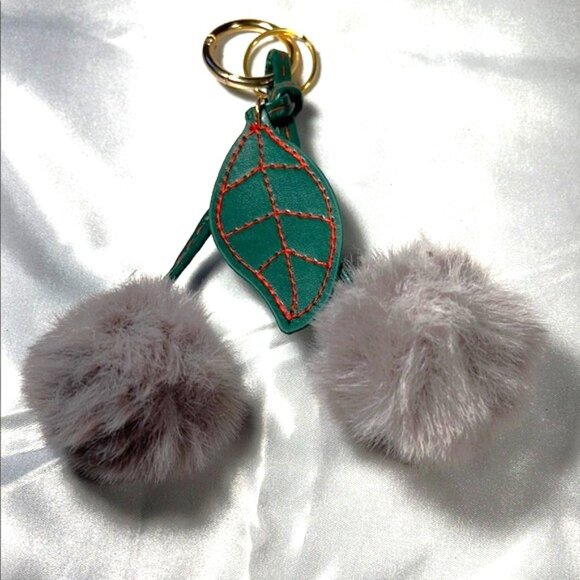 Unbranded Accessories - Chic Gray and Green Pom Pom Keychain